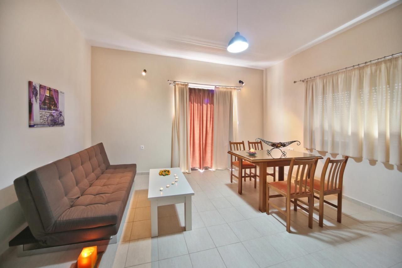 Sfakia Thea Apartments Bagian luar foto